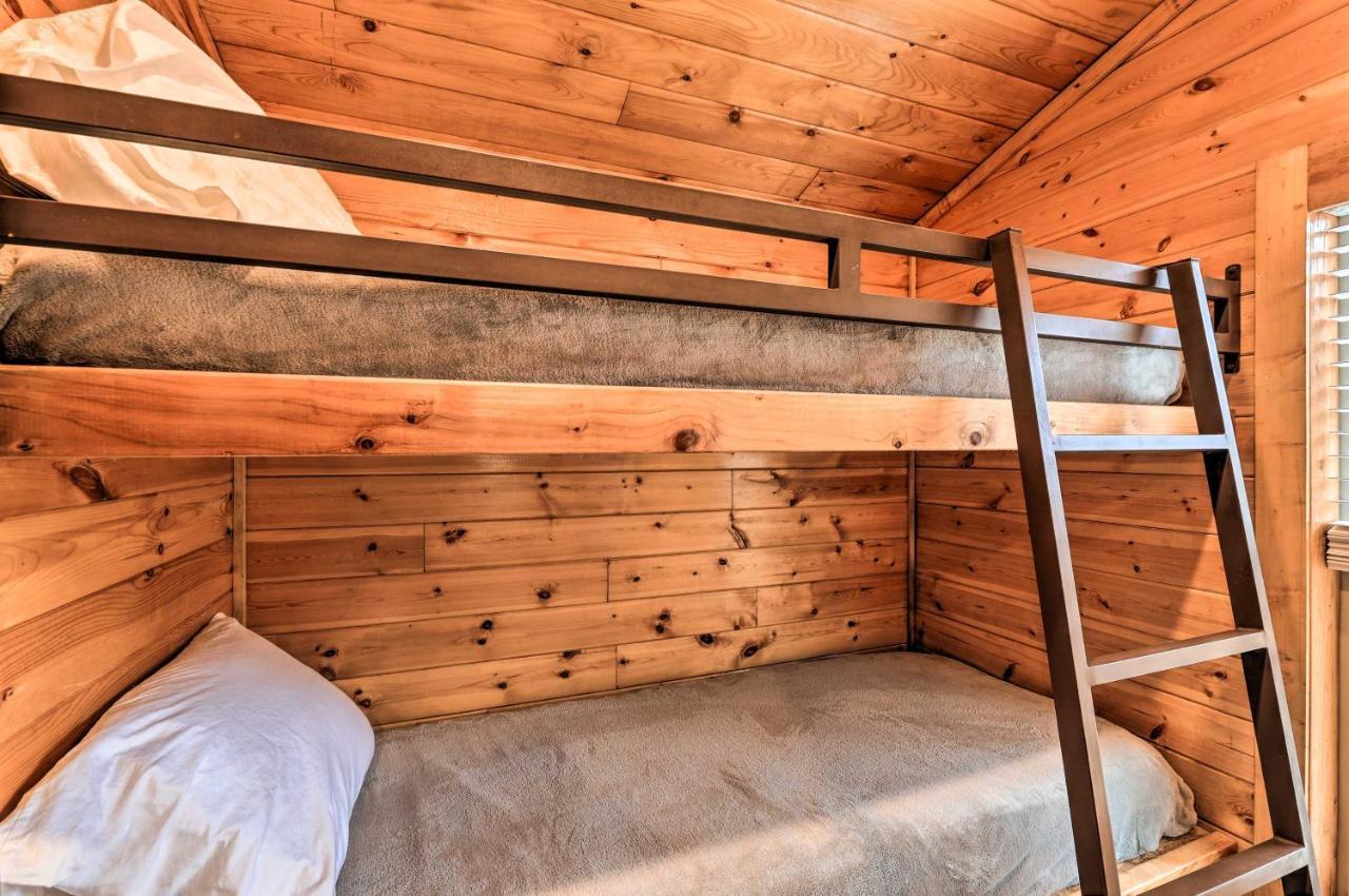 Beautiful New Bern Studio Cabin With Fire Pit! Exterior foto